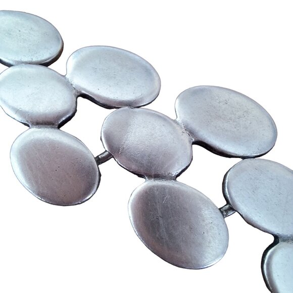 Brushed Silver Multi-Strand Oval Link Necklace - Picture 11 of 11